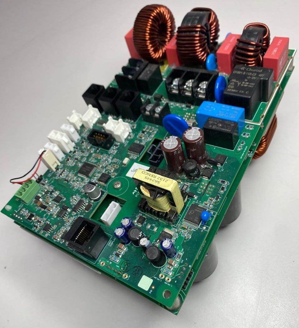 Theta 2 kW controller with active PFC and two independent three-phase inverters